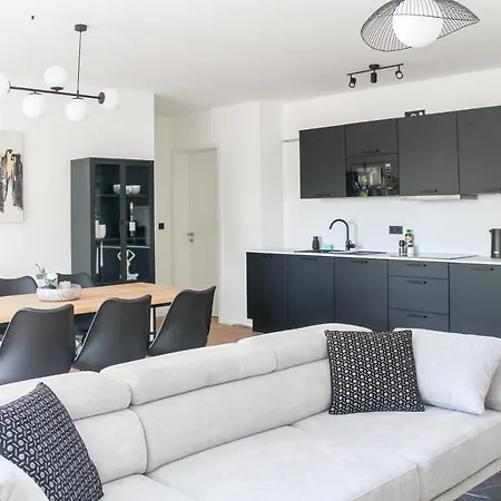 Modern Apartment - Fuer Freunde & Familien, Stadtnah, Parkplatz, E-Ladestation, Gitterbox Fuer Fahrraeder, Fitnessstudio, Digitale Gaestemappe Mit Restaurant- Und Unternehmenstipps Koblenz  Eksteriør billede